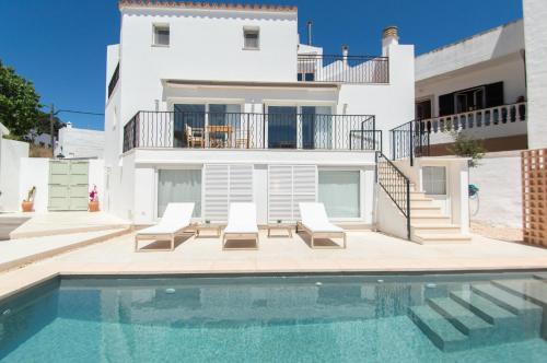 Foto Casa Lluminosa, fabulosa y moderna casa de pueblo by Sonne Villas 6
