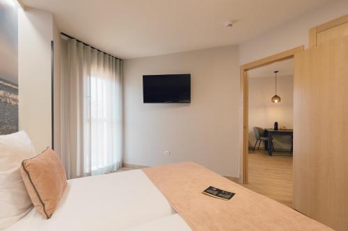 Palau Suites & Apartments photo 95