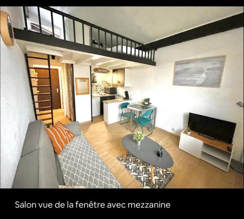 Appartement en duplex à 50m de la plage avec wifi
