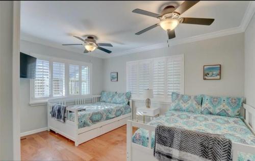 Katil atau katil-katil dalam bilik di Cozy home in Ft Lauderdale with a heated pool