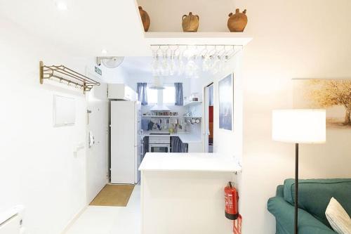 Nice house with courtyard in Puerta del Angel - Mauregato