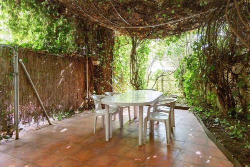 Nice house with courtyard in Puerta del Angel - Mauregato