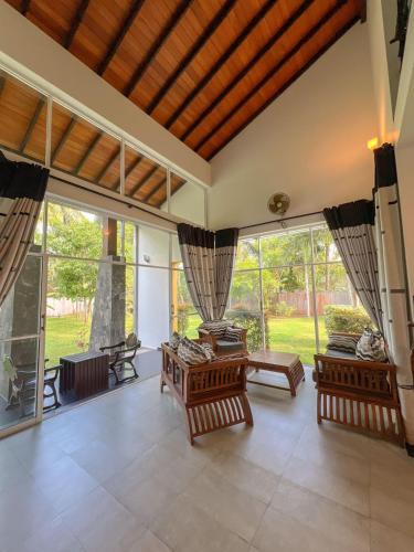 Posezení v ubytování Double Room with Private Bathroom in Galle