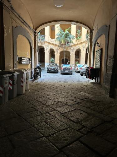 Costigliola Baroque Palace Flat next MANN Museum