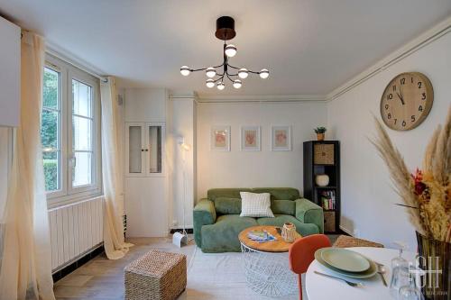 Le Faubourg Quai Paul Bert