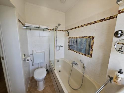 Un baño de Klein Holland
