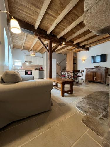 Photo de la galerie de l'établissement Gîtes Le Fer A Cheval Vassivière, à Royère-de-Vassivière