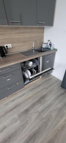 Dapur atau dapur kecil di 2-WG Wohnheim
