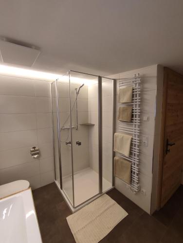 Ferienhaus Straussにあるバスルーム