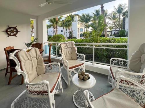 A private cozy-beach apartment in Dominicus