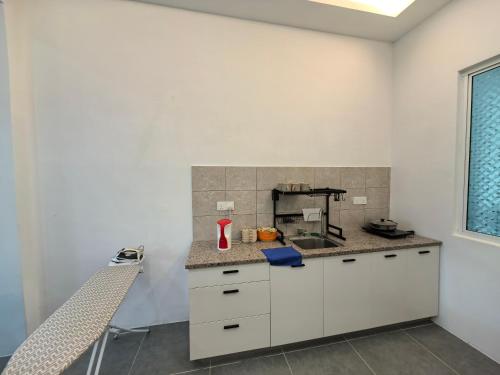 Dapur atau dapur kecil di Langkawi Simfoni Forest Suite