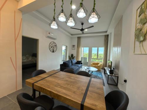 Ruang duduk di Langkawi Simfoni Forest Suite