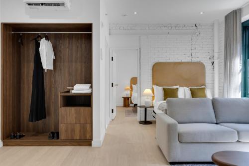 Гостиная зона в The Mercer Boutique Hotel