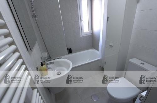 1017 Iris Apartamento - Vista al mar - Cerca de tren, restaurantes y tiendas - Playa a 10 minutos caminando