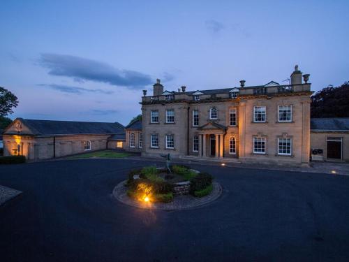 The building where the vacation home is located 