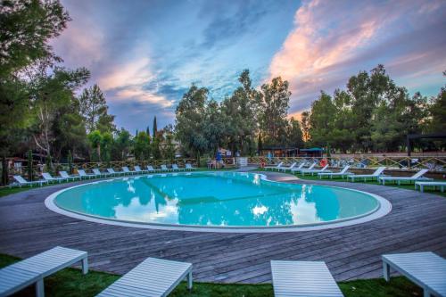 Πισίνα στο ή κοντά στο Camping Village Il Gineprino