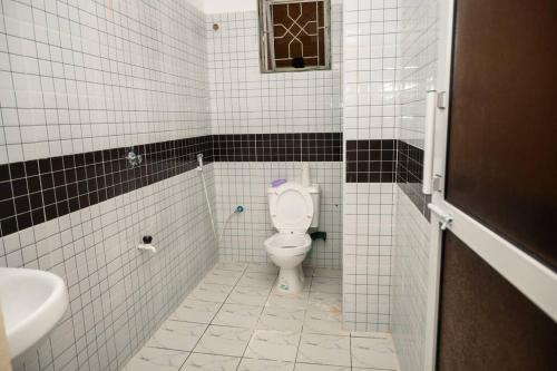 Bilik mandi di Lovely 1-bedroom with big space