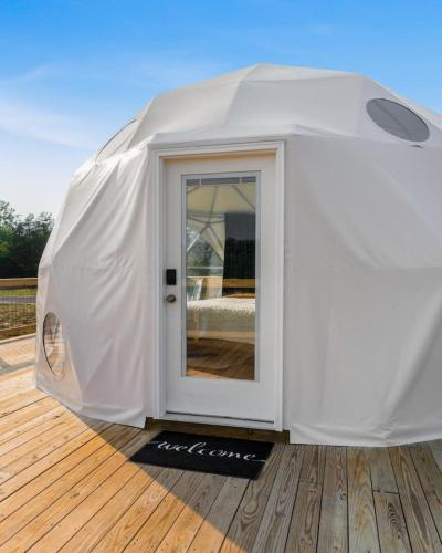 Φωτογραφία από το άλμπουμ του Tranquil Dome at Faraway Camp σε Luray