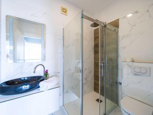 Apartments Tayra - Comfort studio apartment with balcony BR3
