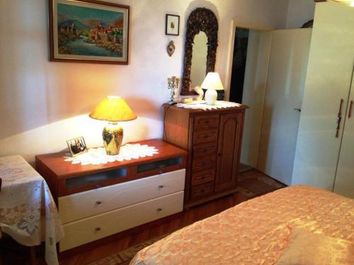 Guest House Ruza - Double Room with Shared Bathroom