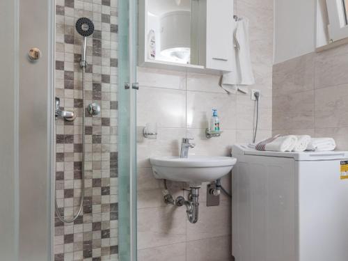 Apartment Meet & Greet- Studio Apartment with Terrace and Sea View