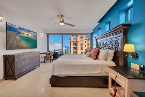 Postel nebo postele na pokoji v ubytování New PH style 3BD on Medano Beach