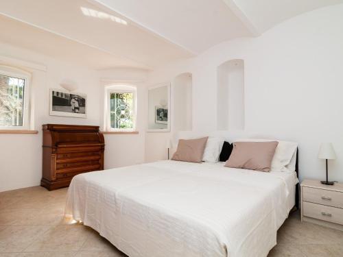 Apartments Carmen & Tosca - Two-Bedroom Apartment with Terrace