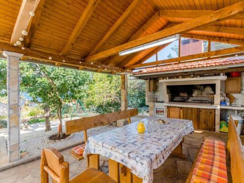 Villa Stella - Two Bedroom Apartment with Balcony and Sea View Marilena