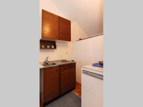 Apartments Nadia - Studio Apartment with Balcony