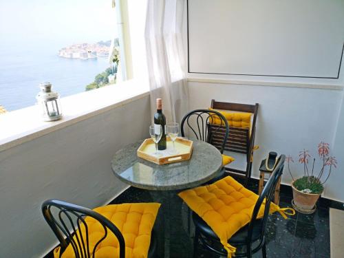 Apartment Merivo - Apartment with Sea View