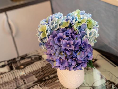 Apartment & Rooms Alan - One Bedroom Apartment with Balcony and Sea View