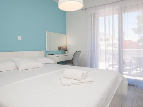 Apartments Dva Galeba - Standard One Bedroom Apartment with Terrace 101