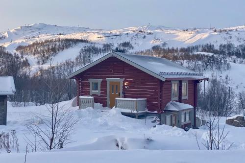 Mountain views Fjällbjörkstigen semasa musim sejuk