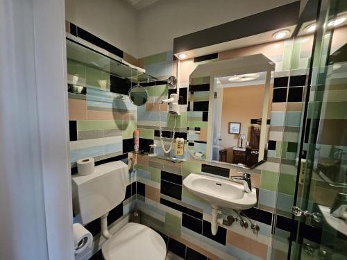 Un baño de Klein Holland