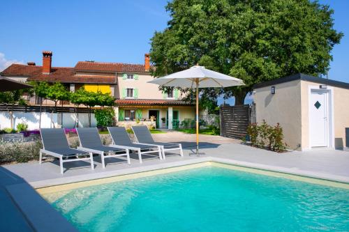 House Ladonja with private pool