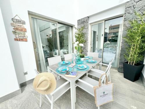 Welcome to Villa Bali a luxurious modern getaway