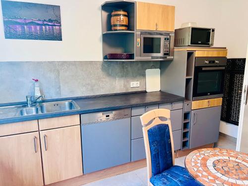 Dapur atau dapur kecil di Gästehaus Merab