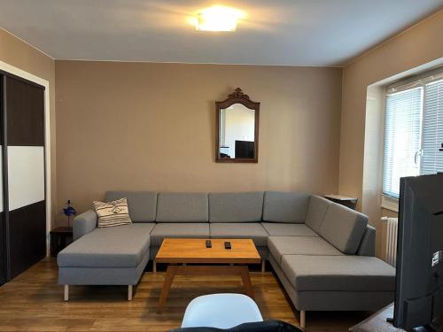Et opholdsområde på Appartement spacieux à Évian avec terrasse jardin et parking - FR-1-498-40