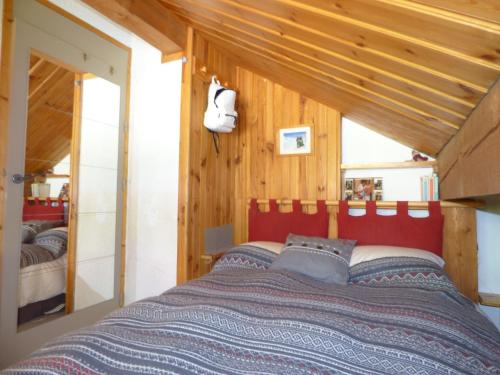 Appartement 4 pièces cabine 6 personnes à Méribel, proche pistes - FR-1-411-945