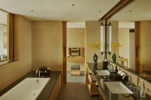 Koupelna v ubytování Hotel Tentrem Jakarta