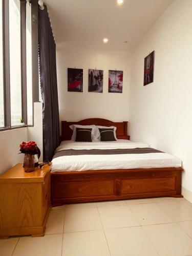 Letto o letti in una camera di HOANG PHUC HOTEL kế bến tàu rạch giá