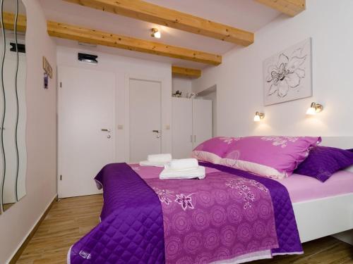 Lavender Garden Apartments - Studio Apartment First Floor - APT 3
