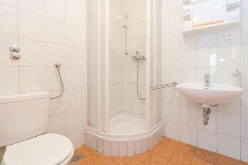 Apartments iovo - Standard Two Bedroom Apartment A4