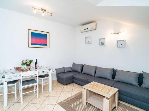 Apartment Matej - One Bedroom Apartment rtava s Dakse
