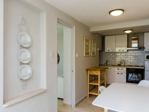 Apartment Kate - Two Bedroom Apartment with Sea View