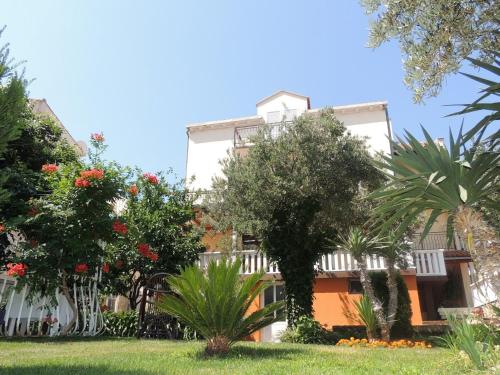Apartments Travarevic - Two-Bedroom Duplex 6 Adults