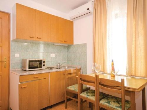 Apartments iovo - Two Bedroom Apartment with Terrace A5