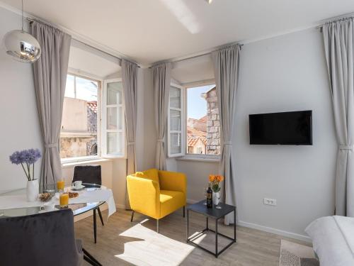 Apartments Urbis - Studio Apartment with City View Zasebni