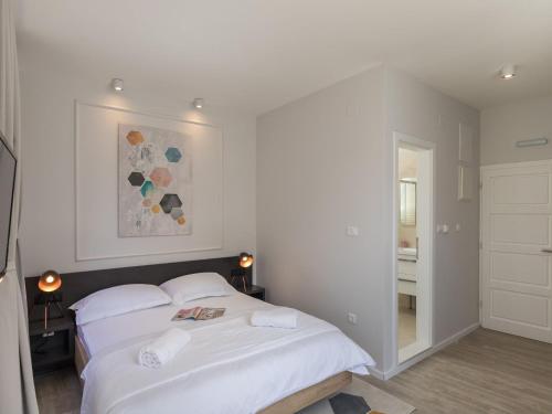 Apartments Urbis - Studio Apartment with City View Zasebni