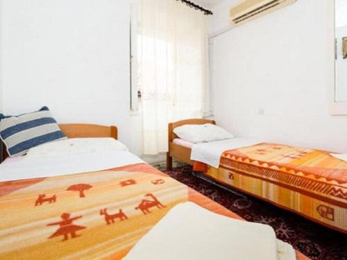 Rooms Kisic - Two-Bedroom Apartment